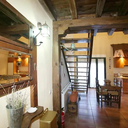 One Bedroom House With Jacuzzi Enclosed Garden And Wifi At * Mingorría