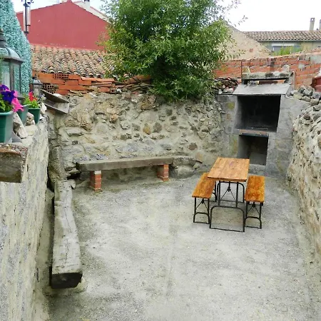 One Bedroom House With Jacuzzi Enclosed Garden And Wifi At Vakantiehuis *