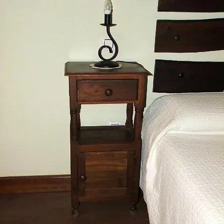One Bedroom House With Jacuzzi Enclosed Garden And Wifi At Mingorría
