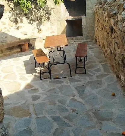 One Bedroom House With Jacuzzi Enclosed Garden And Wifi At * Mingorría